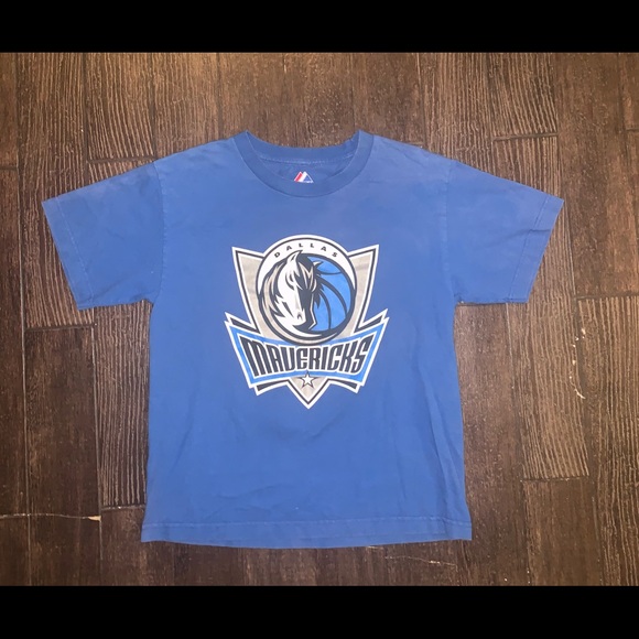Majestic Other - Youth Majestic Mavericks Dirk Nowitzki T Shirt L